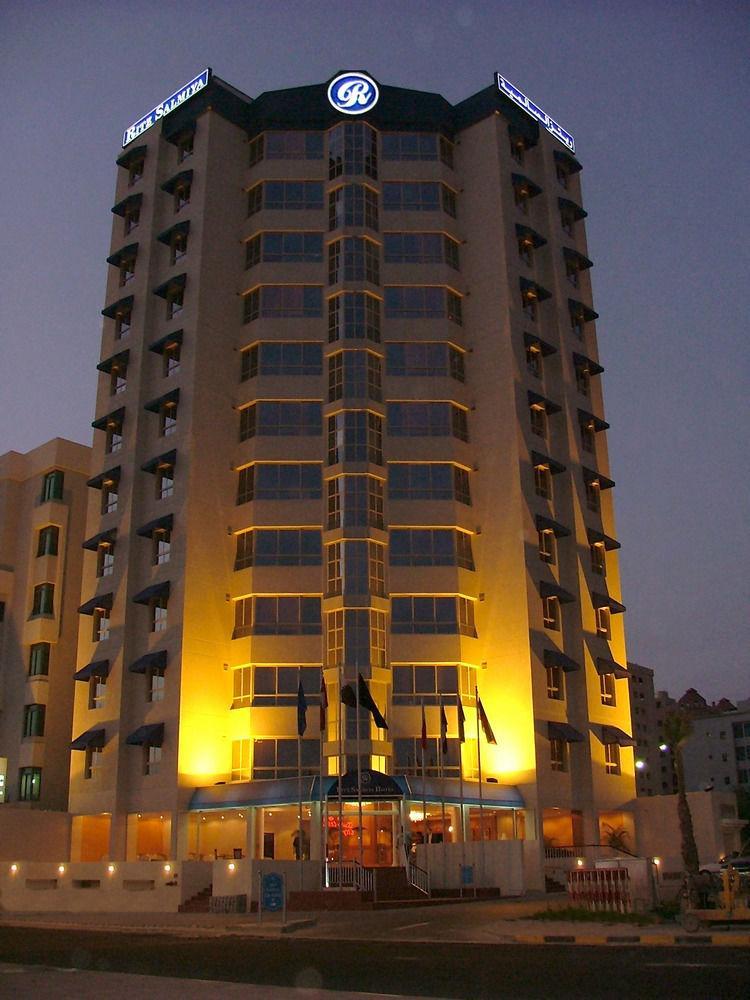 Hotel Le Royal Express Salmiya Exterior foto