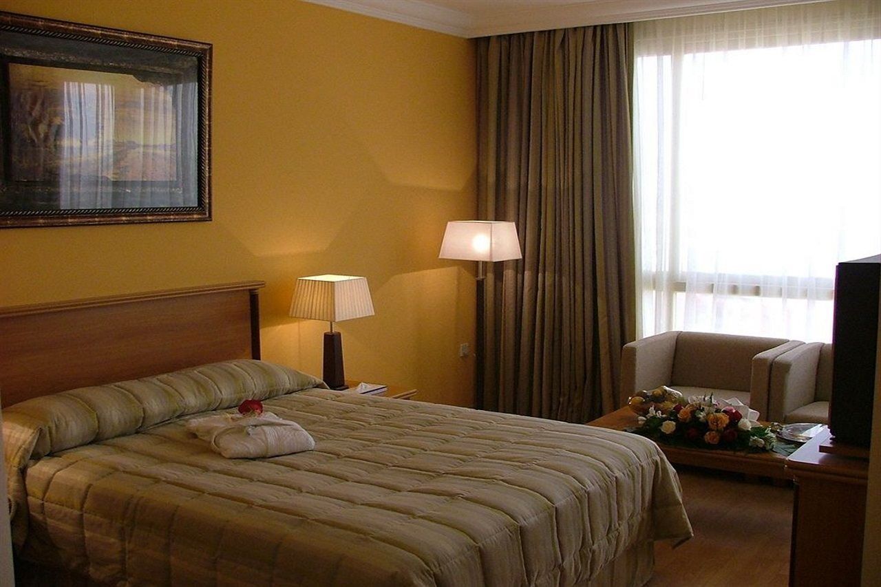 Hotel Le Royal Express Salmiya Exterior foto